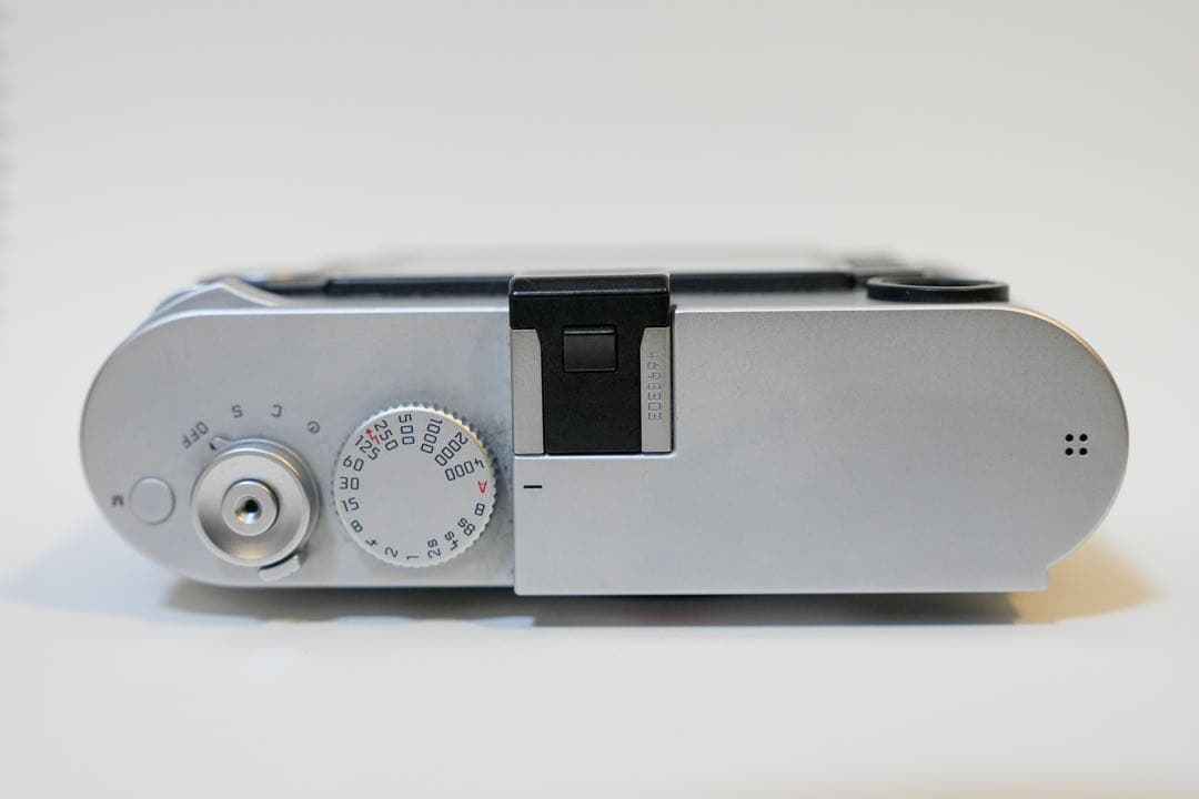Leica (ライカ) M (Typ240) シルバークローム (付属品完備)