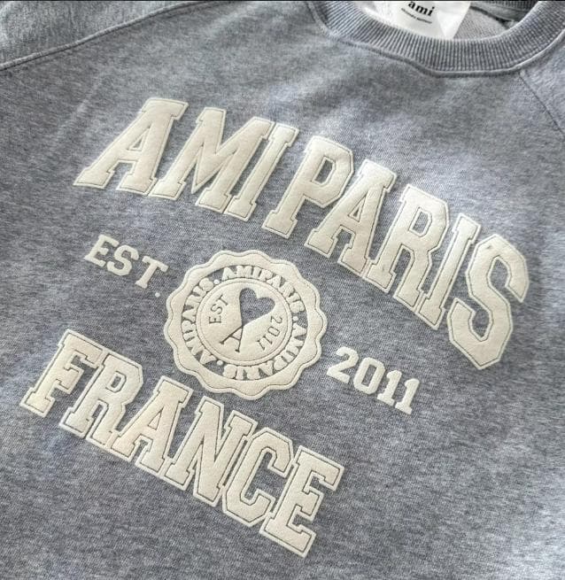 新品 AMI PARIS トレーナー スウェット グレー 男女兼用 M