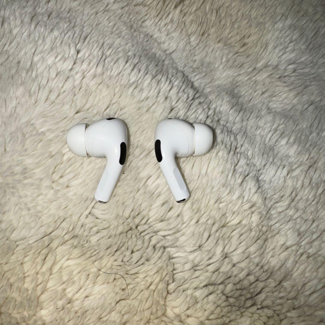 AirPods Pro 本体 充電ケース付き