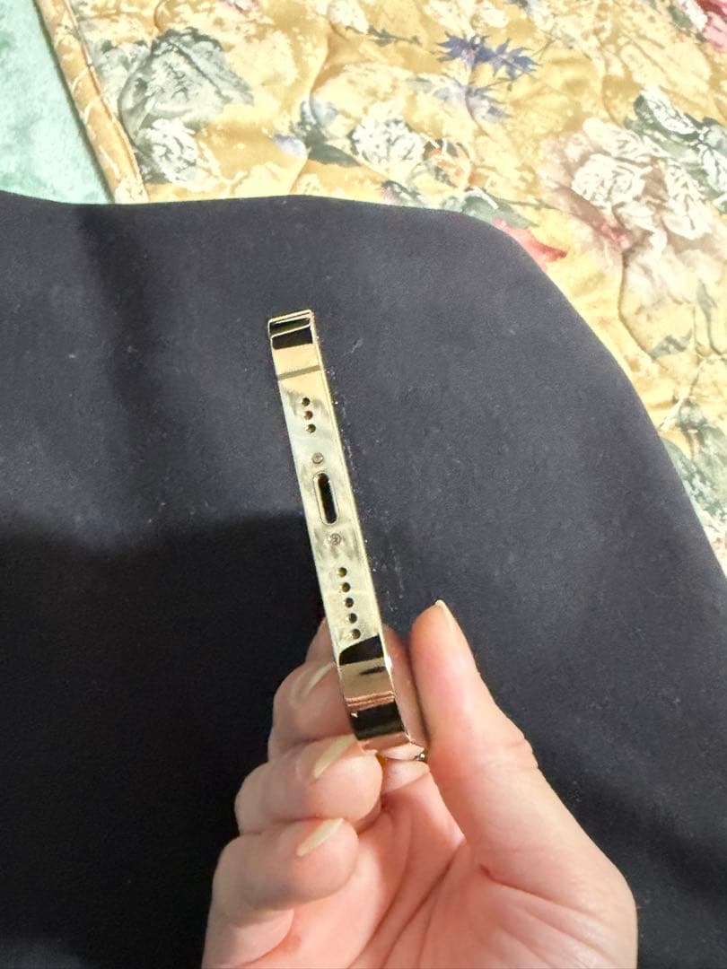 iPhone 13Pro ゴールド