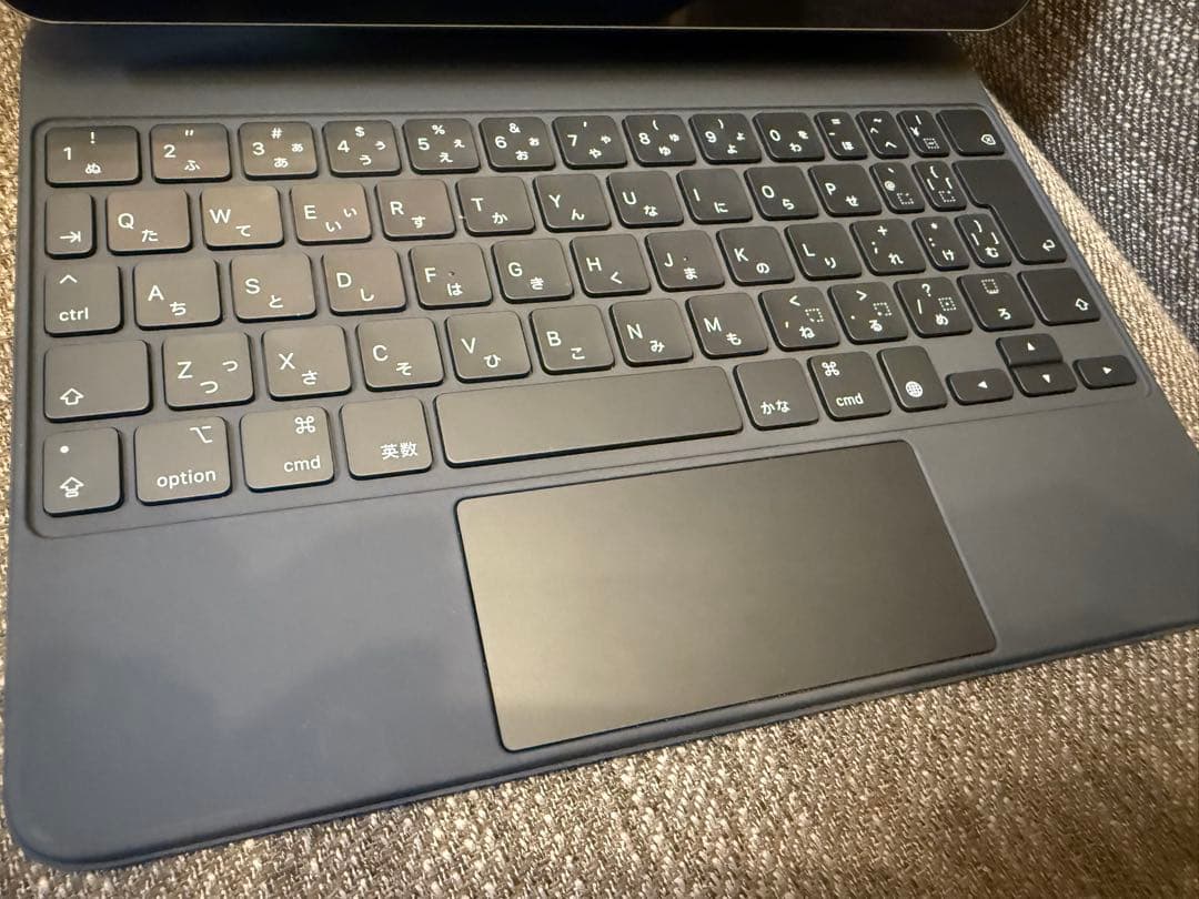 美品　iPad Air 第5世代 256GB Magic Keyboard