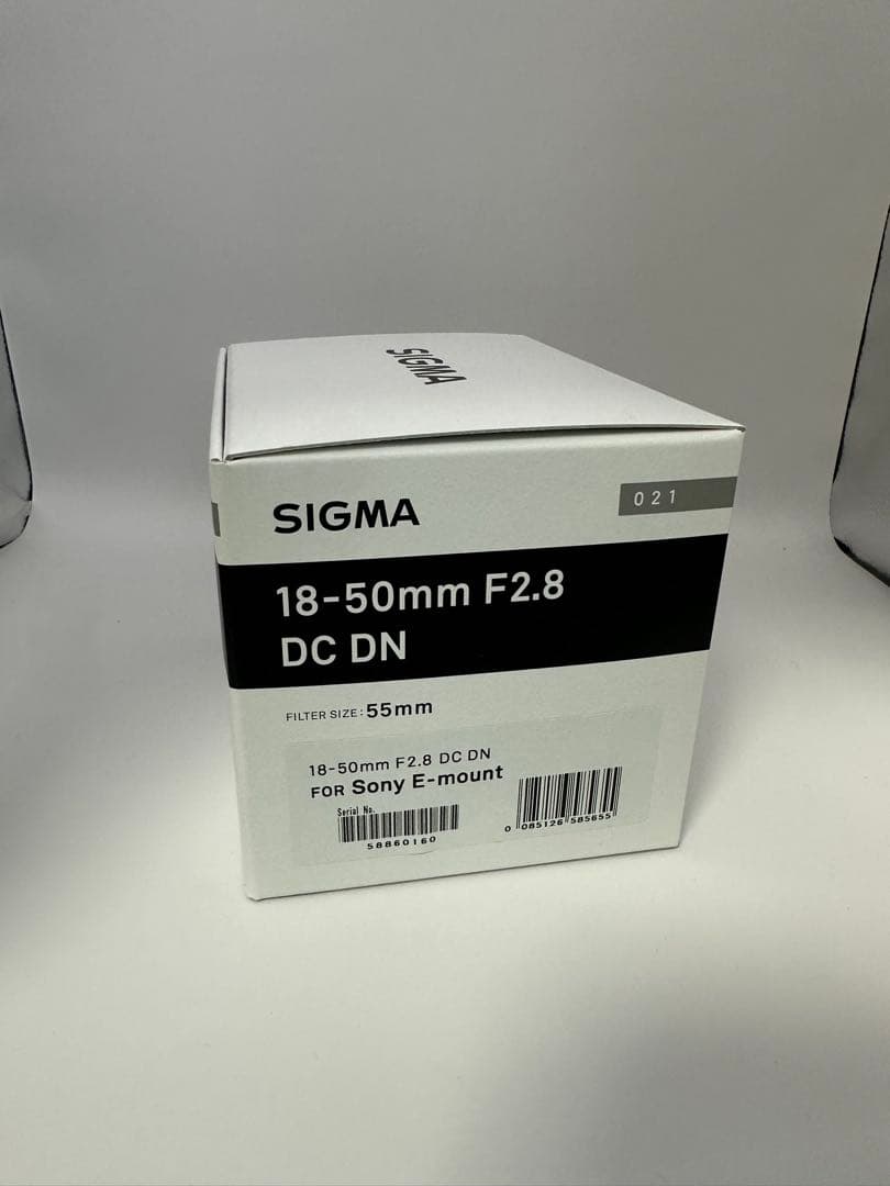 新品 SIGMA シグマ カメラレンズ 18-50mm F2.8 DC DN