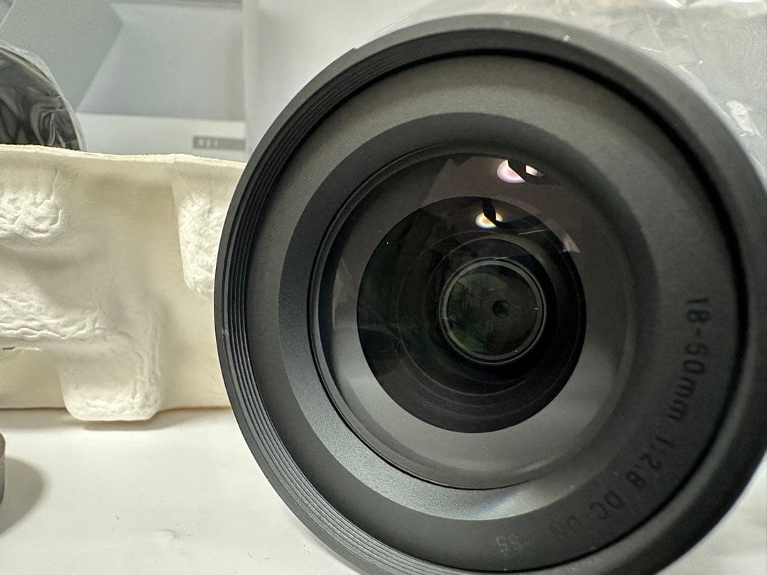 新品 SIGMA シグマ カメラレンズ 18-50mm F2.8 DC DN