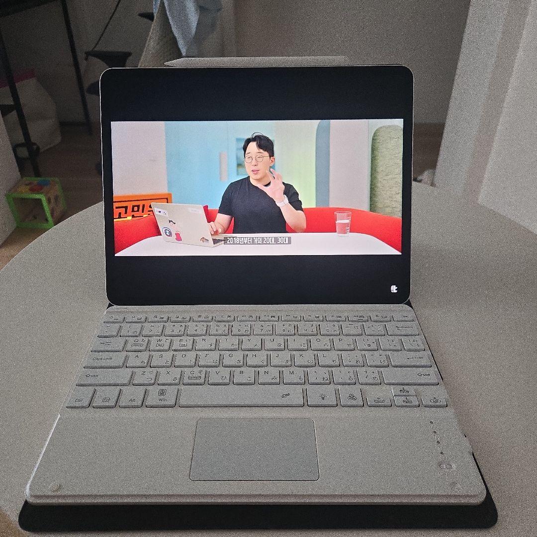 【美品】iPad Pro 12.9 第5世代 128GB+カバーキーボードファン