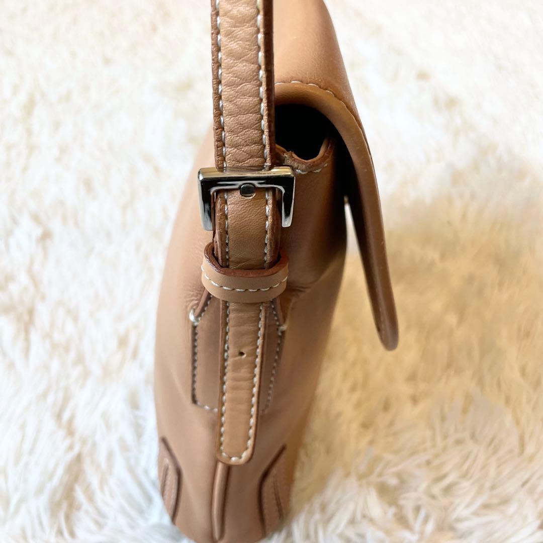 美品★Burberry オールレザー ショルダーバッグ ベージュ ノバチェック