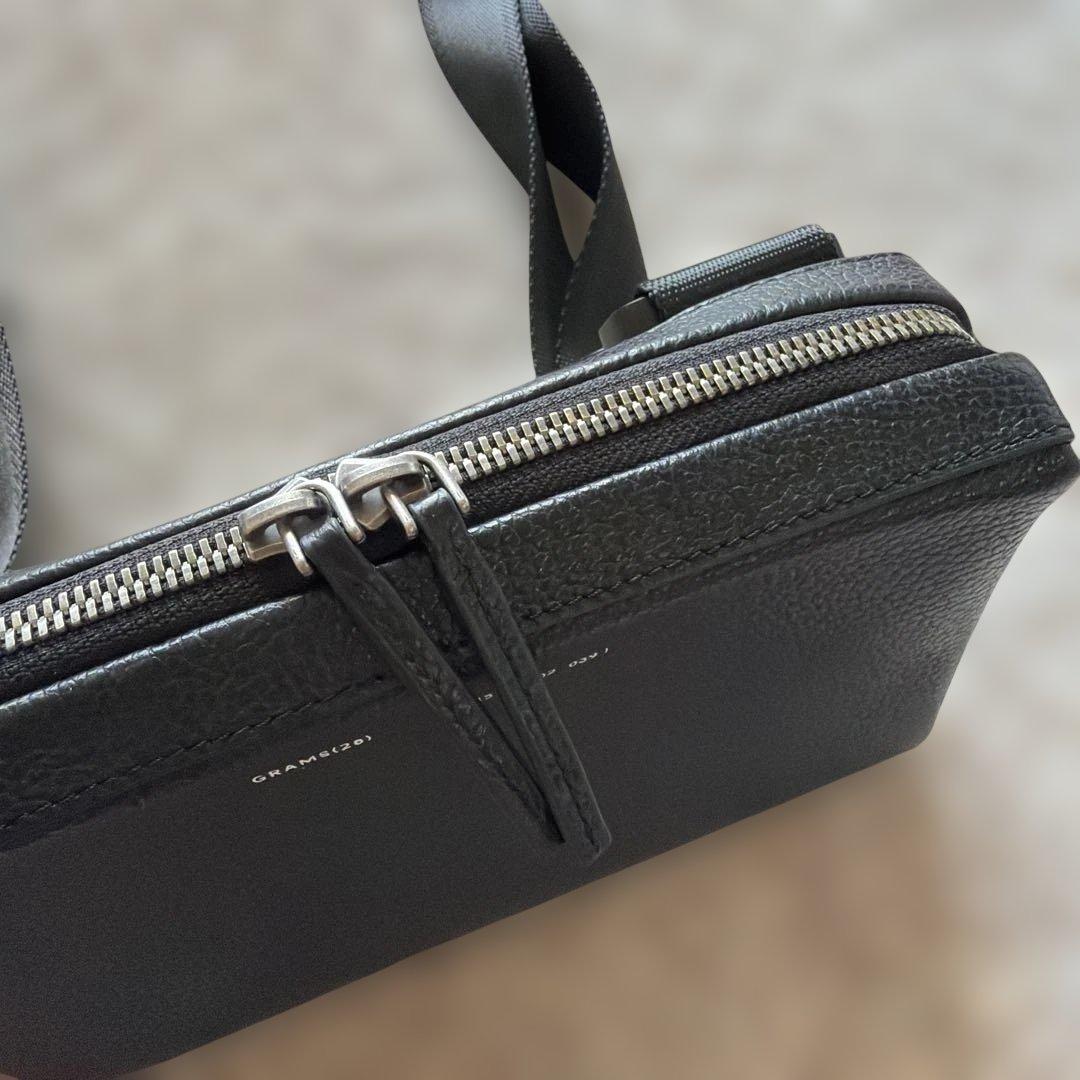 157 エッセンシャル・クロスボディ