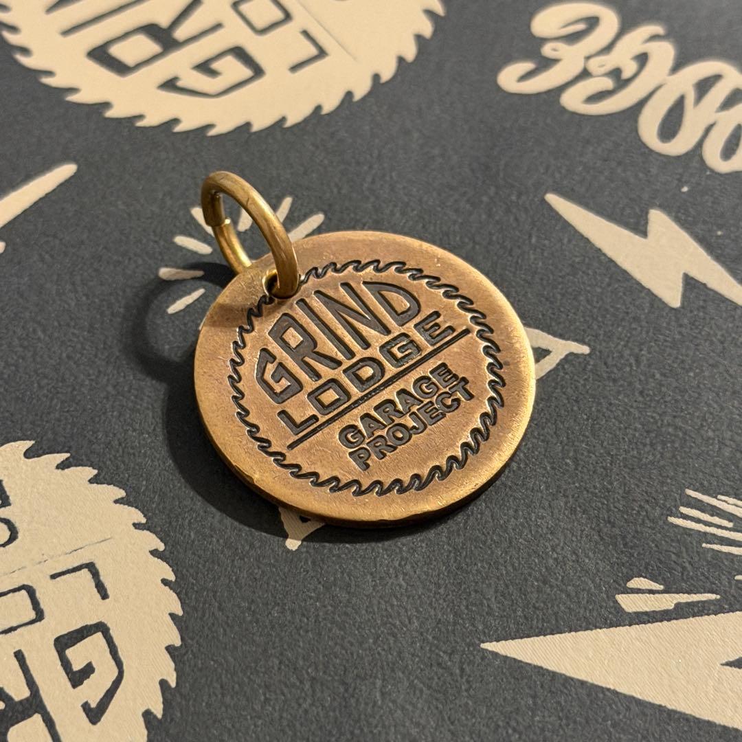 GRINDLODGE グラインドロッヂ 真鍮 SAWロゴ キーホルダー 希少