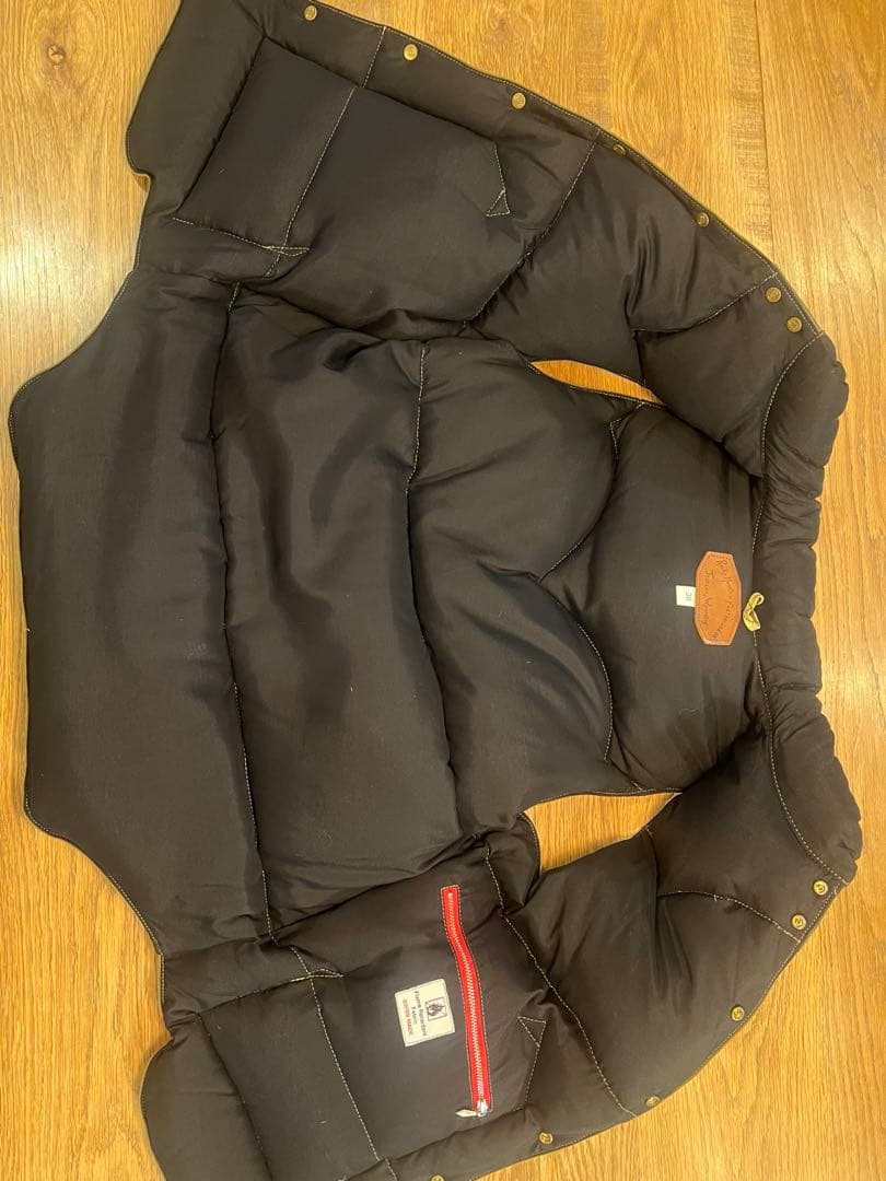 激レア　ロッキーマウンテン ダウンベスト チェコ軍 テント生地 スイス軍 38