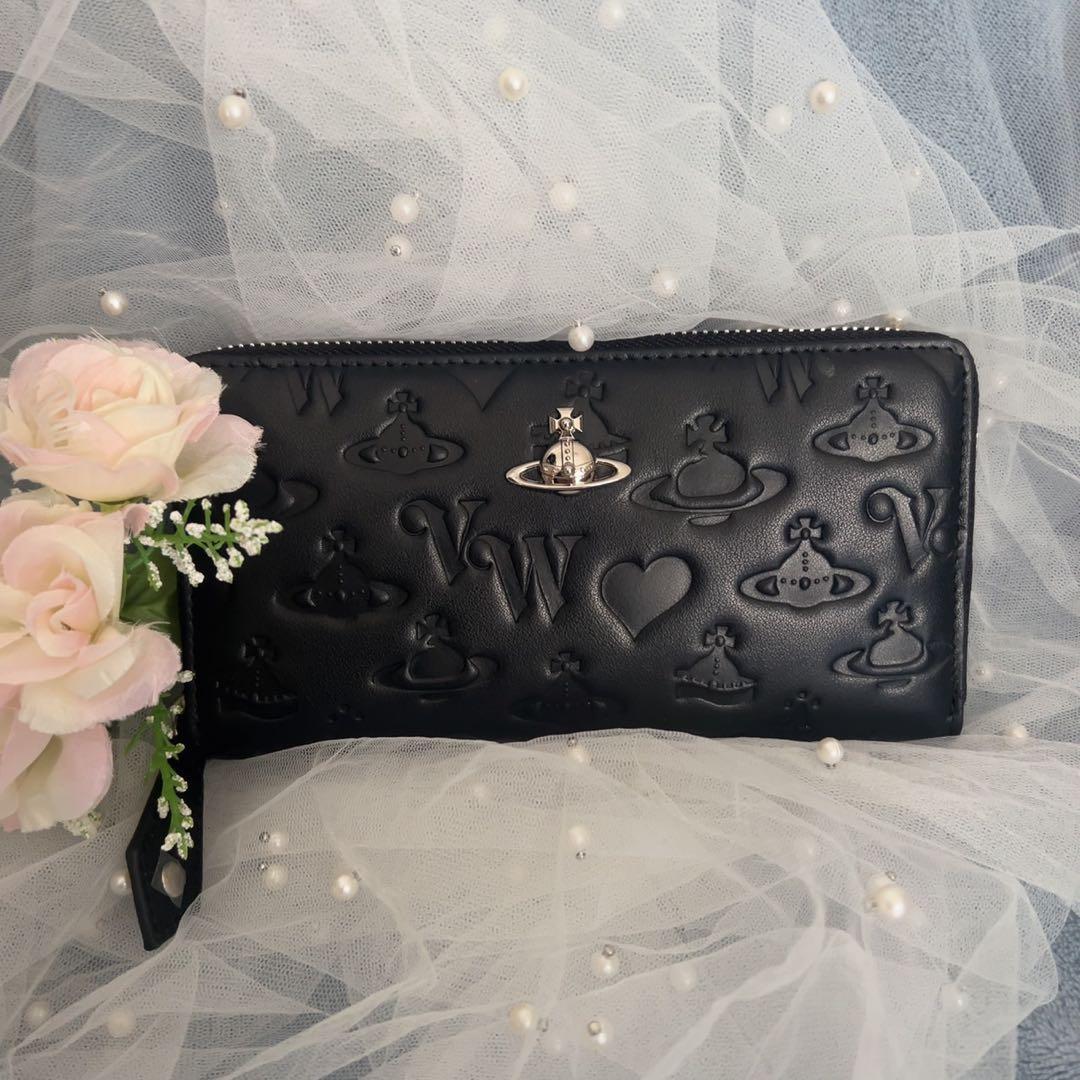 VivienneWestwoodエンボス加工 黒 長財布