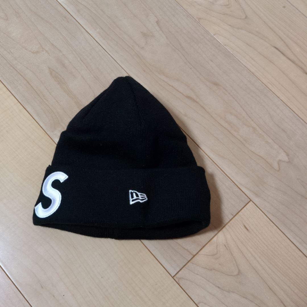 Supreme ニット帽 黒 Sロゴ　確実正規品　新品タグなし試着程度　ビーニー