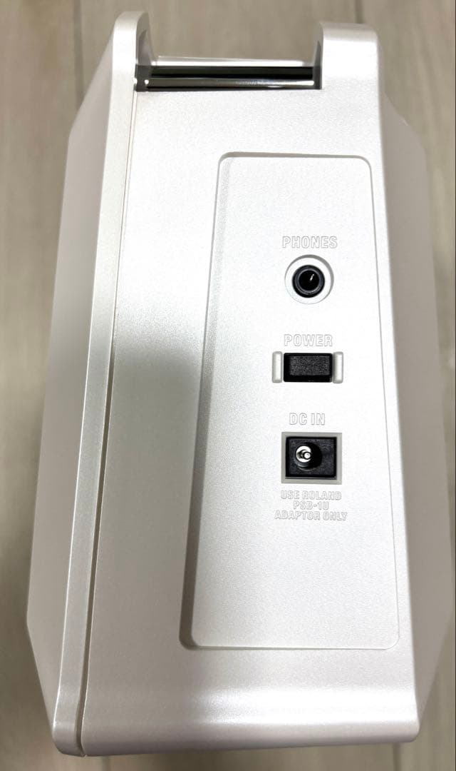【ほぼ未使用極美】Roland Mobile BA ホワイトポータブルスピーカー