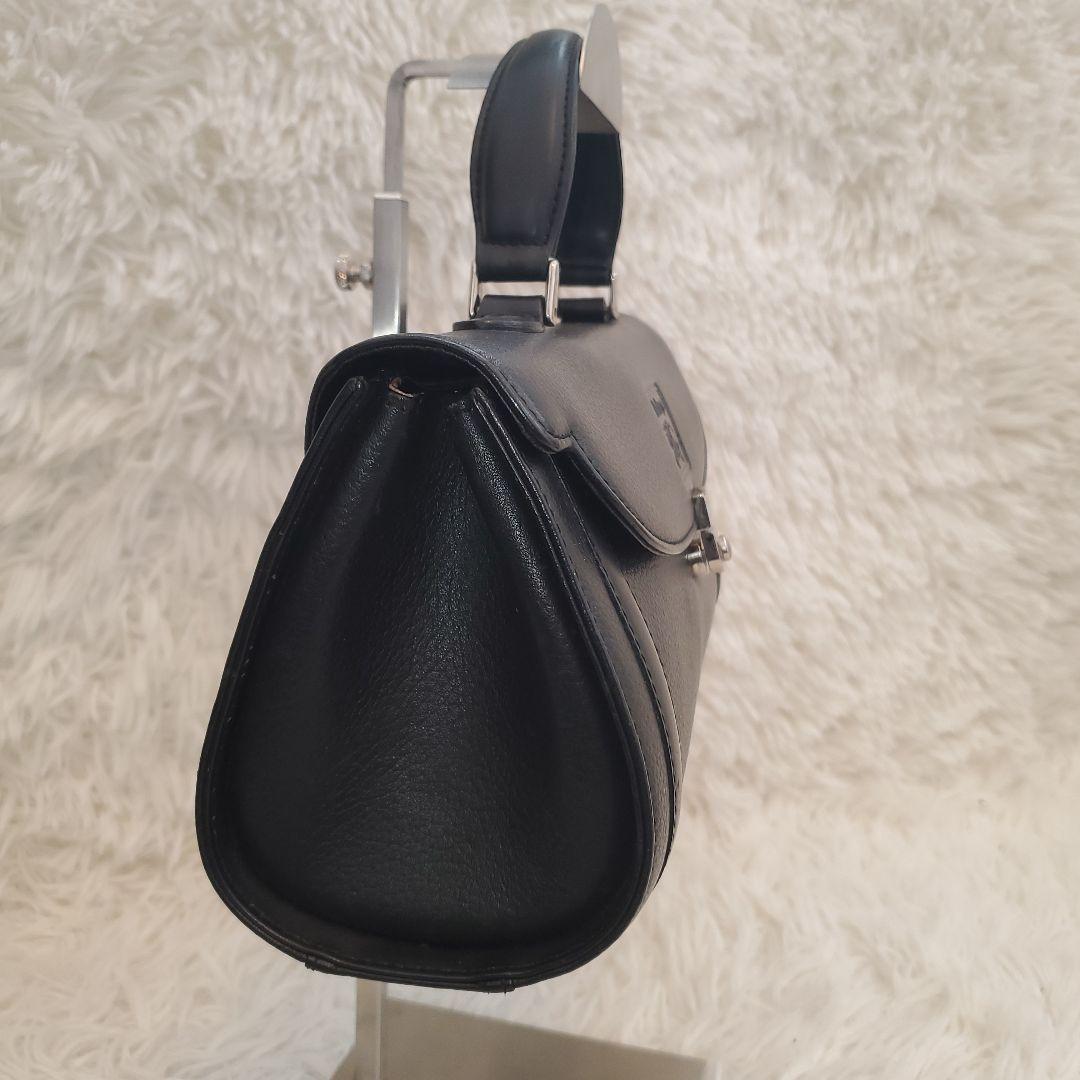 ⭐極美品⭐BURBERRYS 筒型 ハンドバッグ レザー 黒