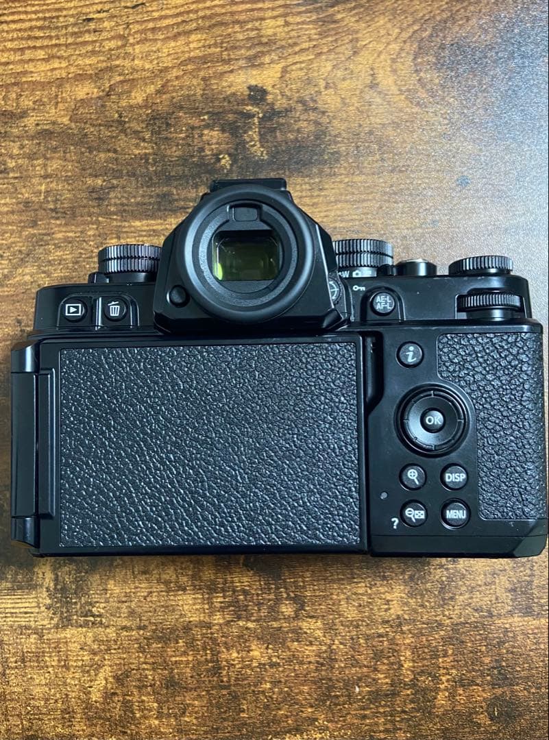 Nikon Zf ミラーレス一眼カメラ