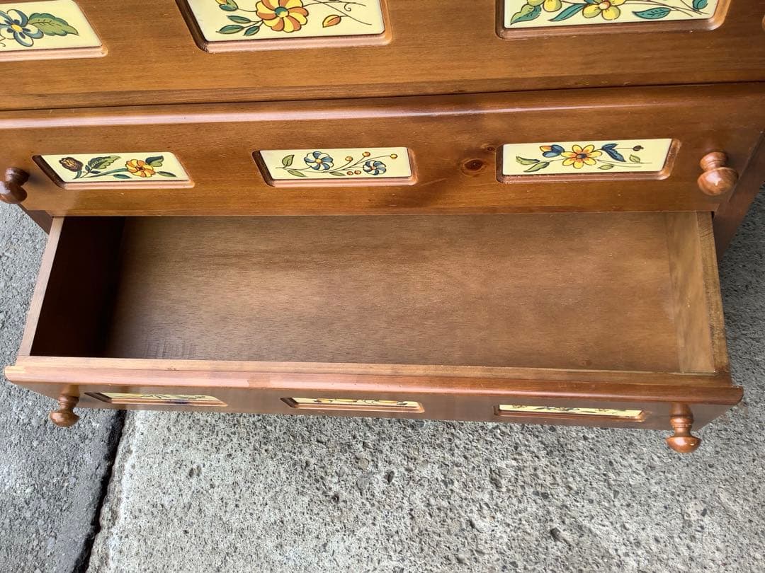 4段洋服タンス 木製チェスト スペイン風 バレンシアうタイル調 カントリー調