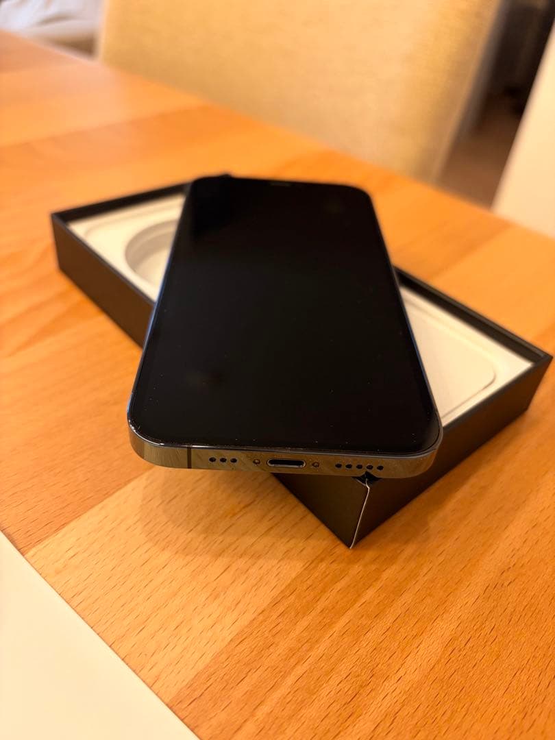 Apple iPhone 12 Pro 青色 本体