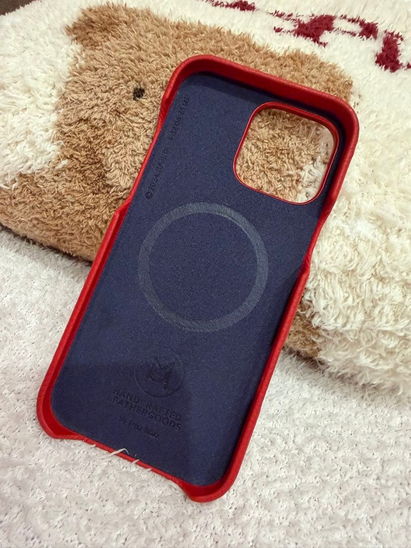 メゾンドサブレ　キティ　iPhone16pro max レザーケース　2色あり