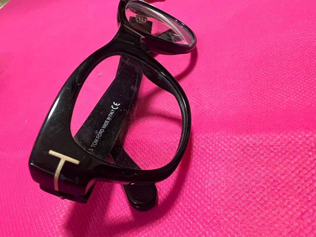 ナ*オ様 TOM FORD ブラック メガネ ケース付き