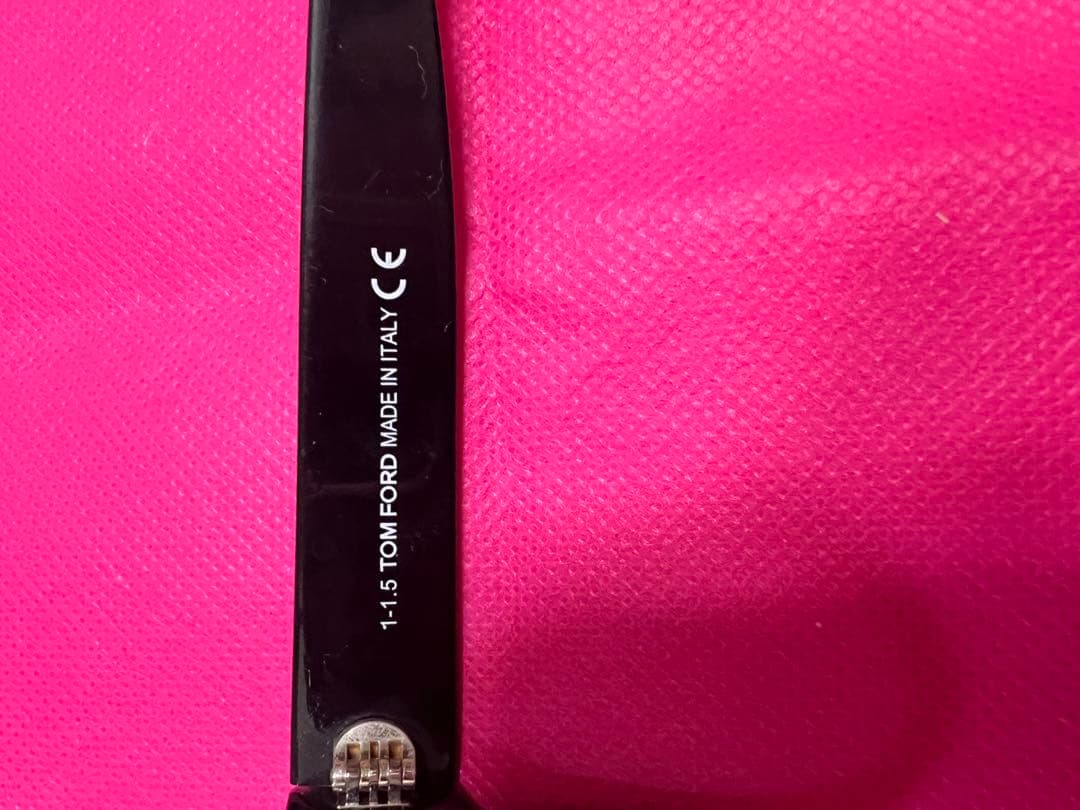 ナ*オ様 TOM FORD ブラック メガネ ケース付き