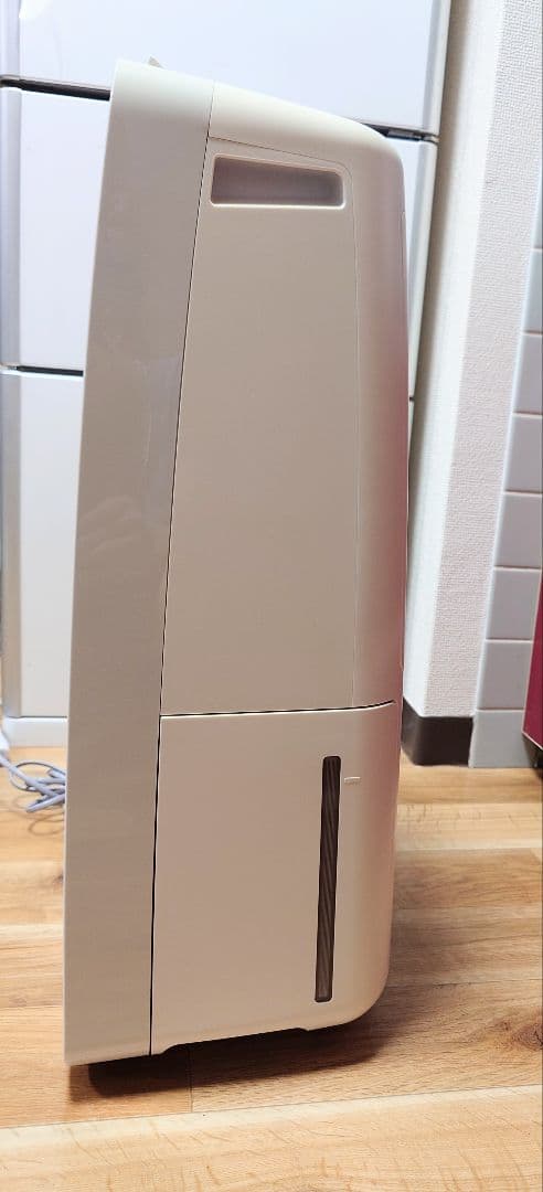 【ジャンク】 SHARP VC-J120-W 2019年製 衣類乾燥除湿器