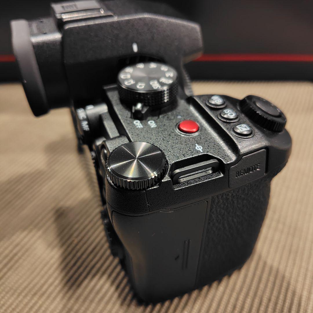 Panasonic LUMIX DC-S5M2 ボディ