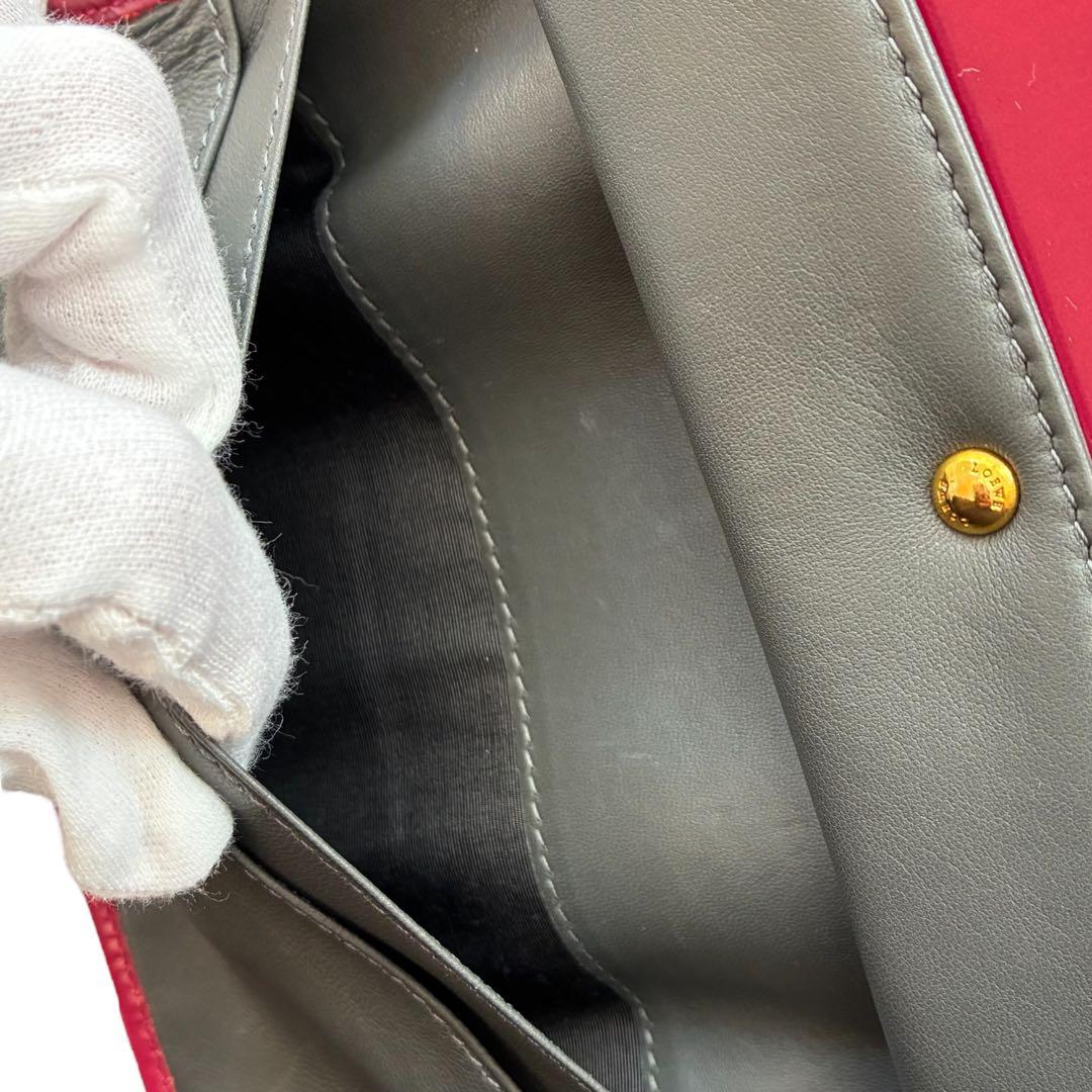 LOEWE ロエベ チェーンウォレット ピンクパープル ゴールドチェーン 箱付き