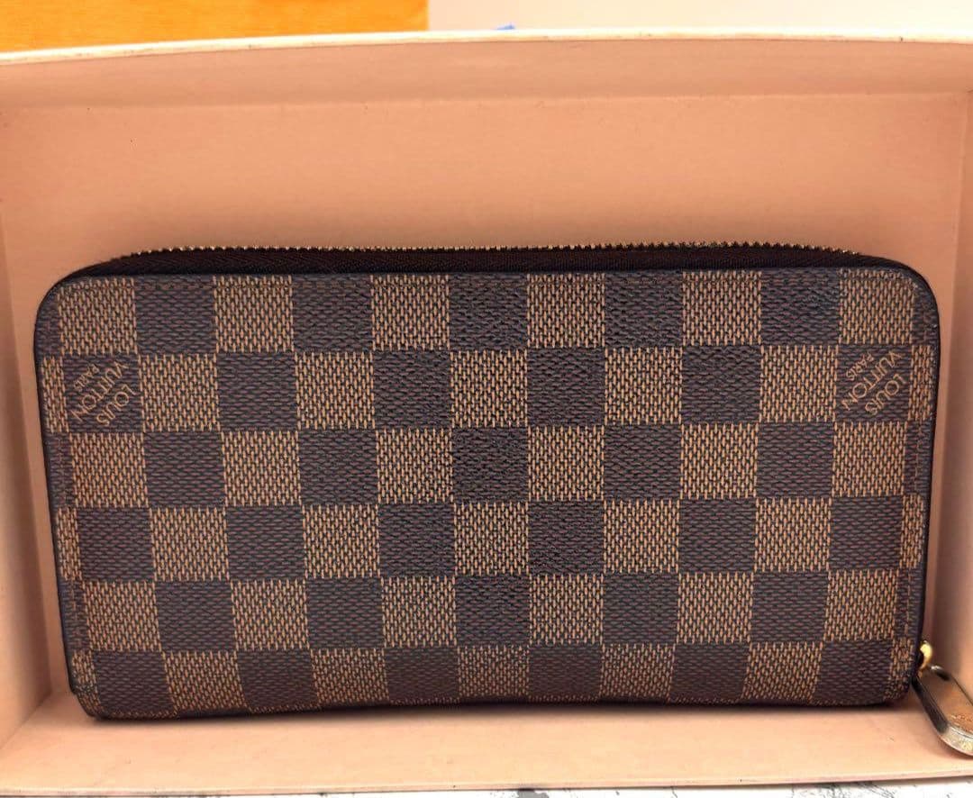 LOUIS VUITTON ダミエ ラウンドファスナー