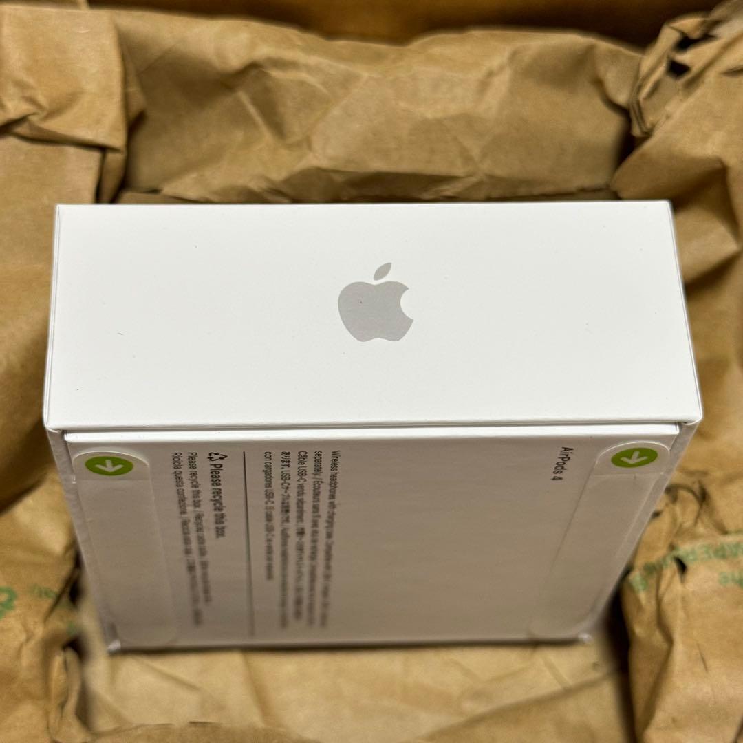 新品未開封 AirPods4本体 Apple
