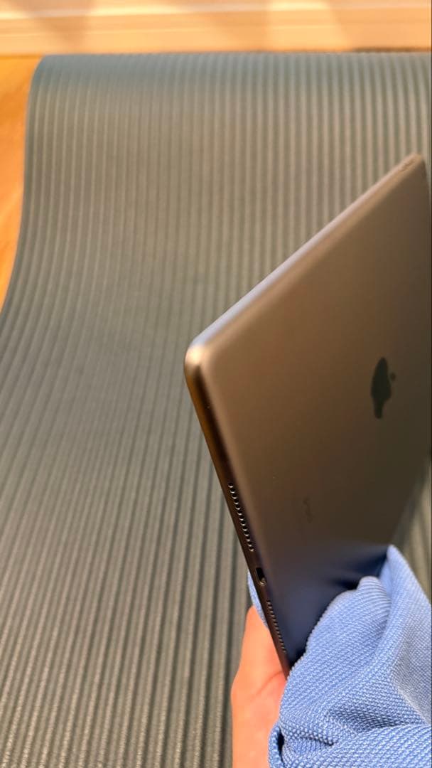 アップル iPad 第7世代 WiFi 32GB スペースグレイ 付属品あり