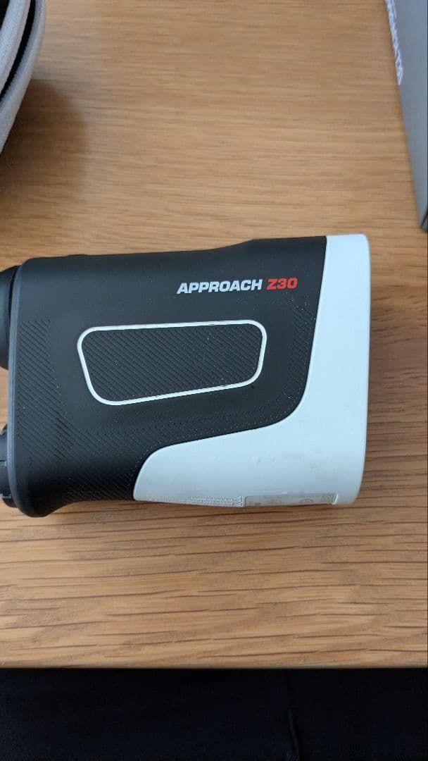 ゴルフ用距離計APPROACH Z30