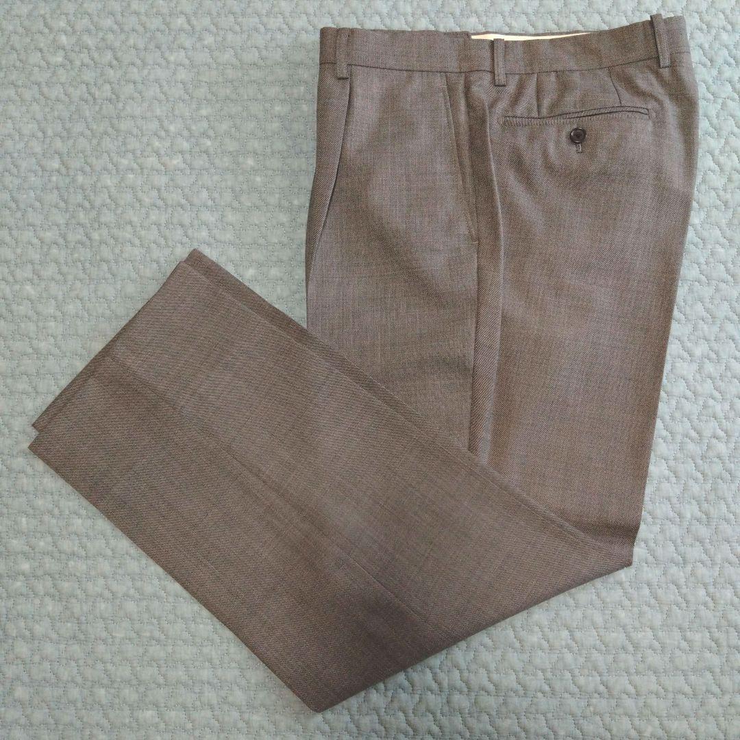 ダンヒルのスーツ