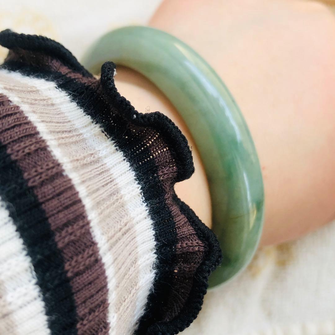 特価　本翡翠保証　天然翡翠　バングルMサイズ内径55㍉