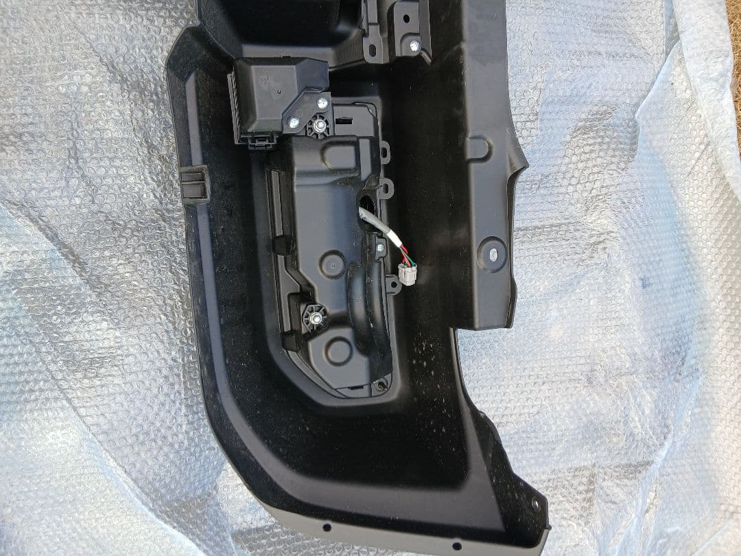 美品！！スズキ ジムニーシエラ 3型JB74 リアバンパー