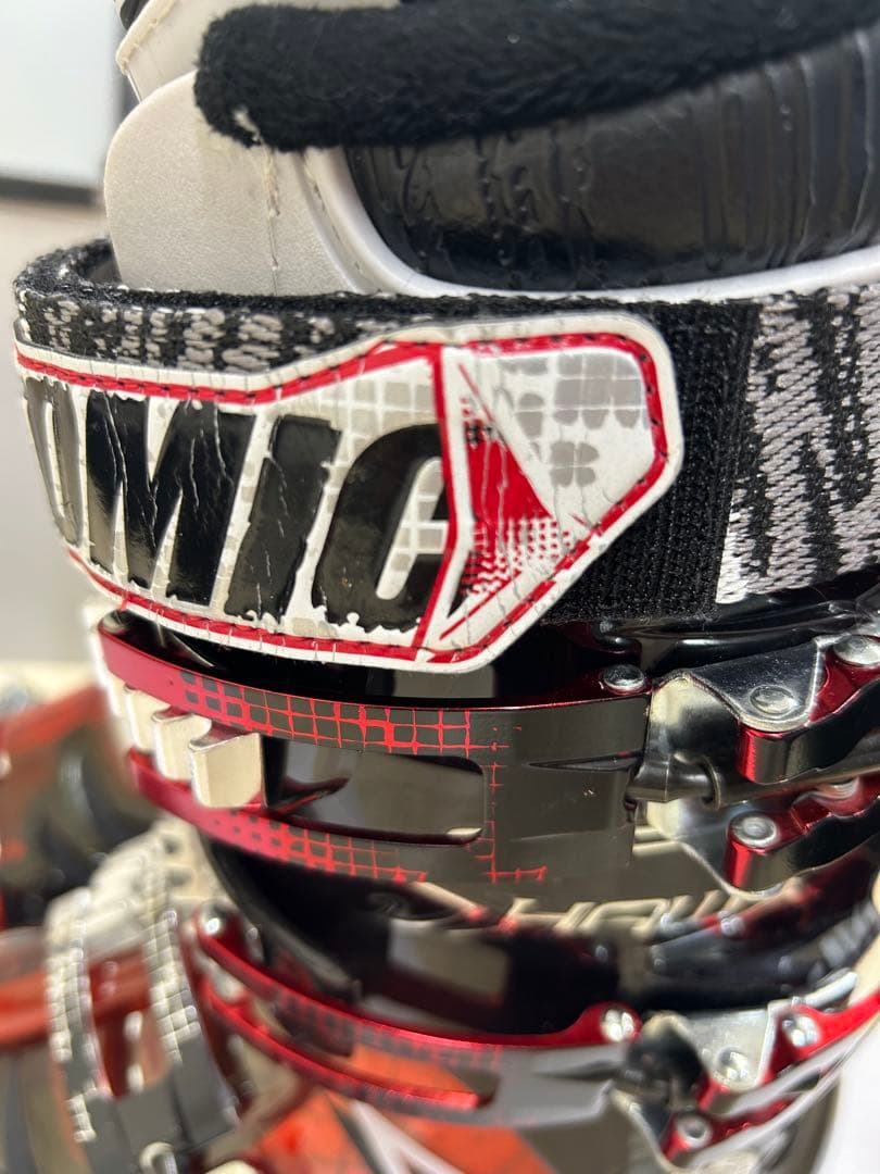 12/16㈫まで売り切り　ATOMIC　Hawx　Pro　26.5㎝