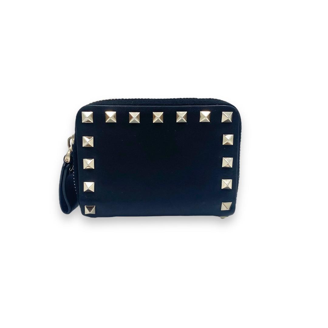 ヴァレンティノ　ロックスタッズ　ラウンドファスナー　コンパクトウォレット　黒