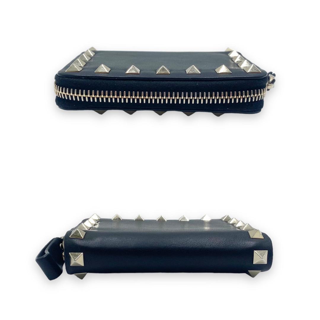 ヴァレンティノ　ロックスタッズ　ラウンドファスナー　コンパクトウォレット　黒