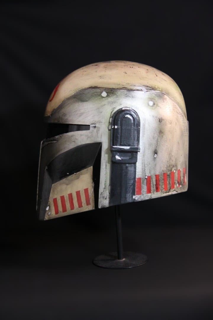 マンダロリアンヘルメット
