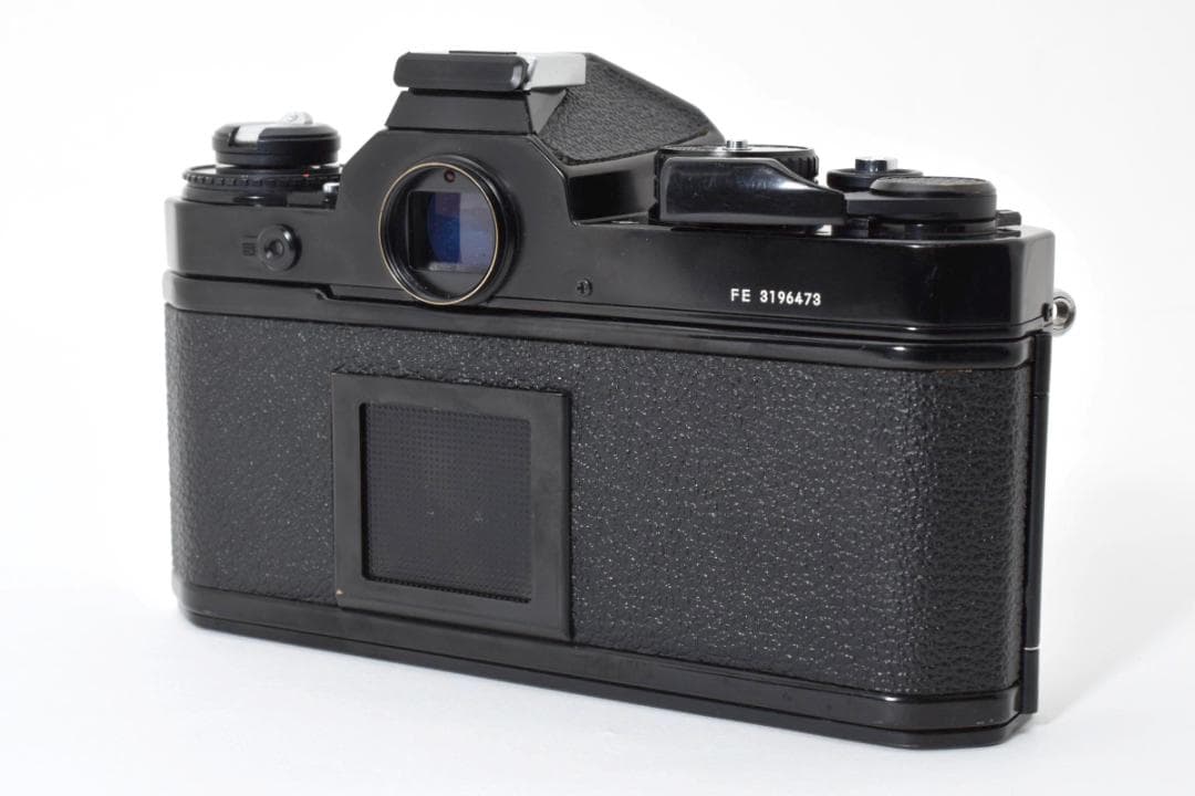 【完動良品】Nikon FE Black + 35-105mm 元箱付 1125