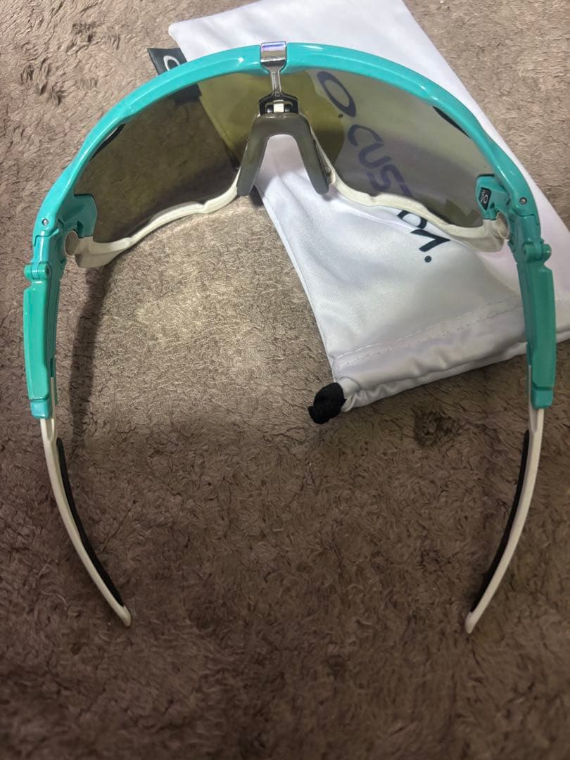 Oakley Custom サングラス 水色/白
