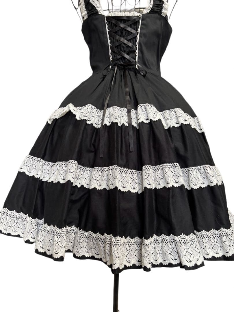 【ほぼ未使用】BABY ミルフィーユジャンパースカート 黒×オフ白