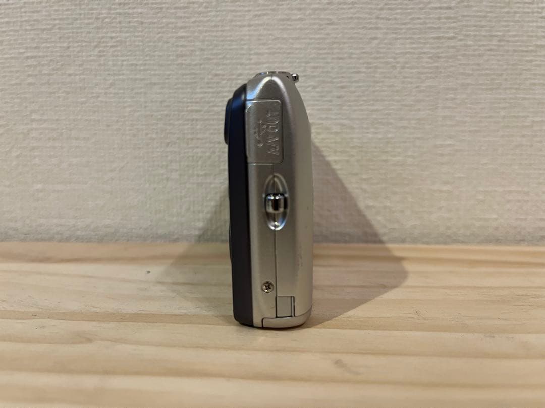 外観美品 Nikon COOLPIX S3500 シルバー #26020