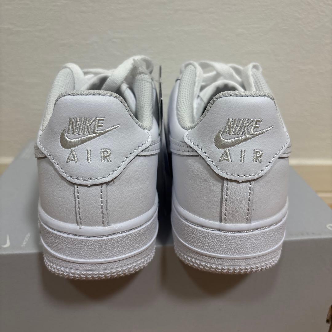 新品 NIKE AIRFORCE 1 LE (GS) 21cm