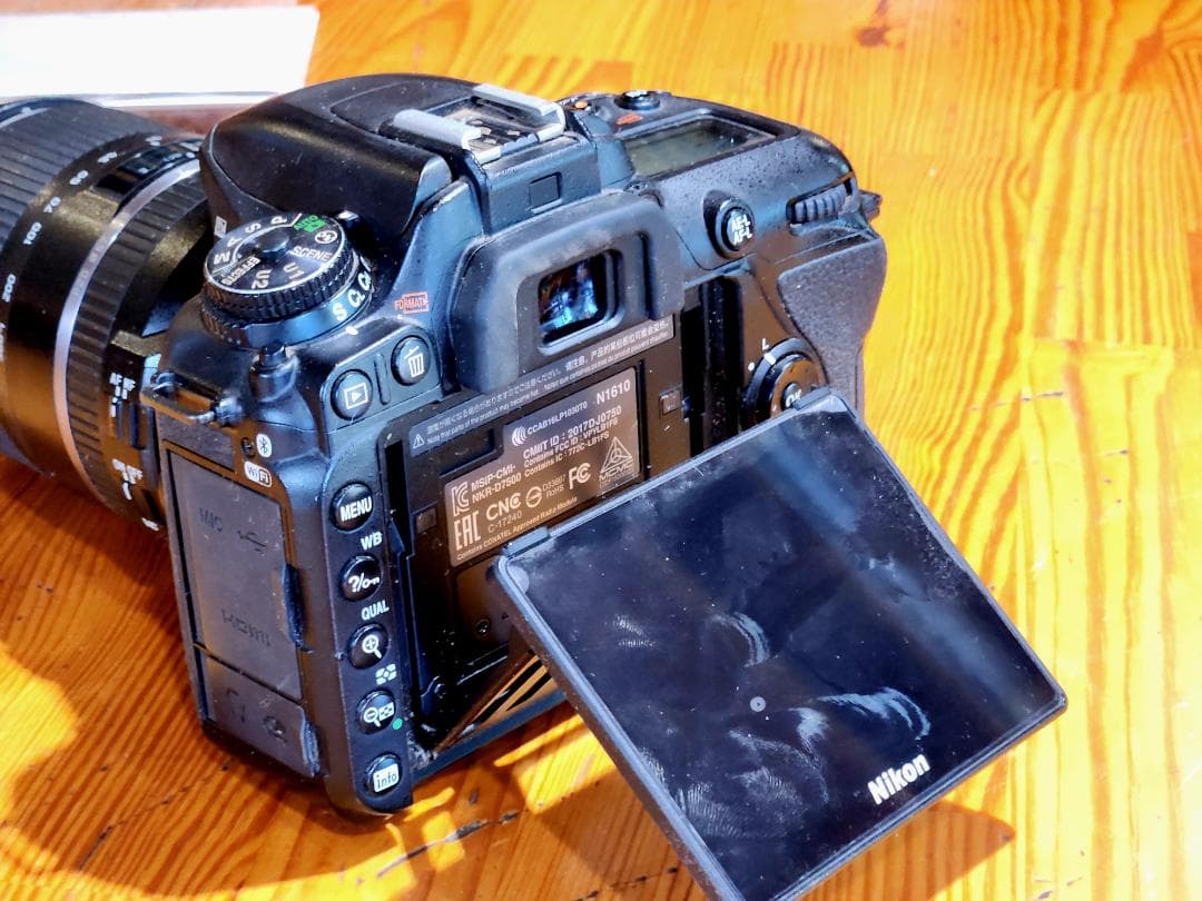 Nikon D7500、TAMRON ズーム 16-300mm その他付属あり