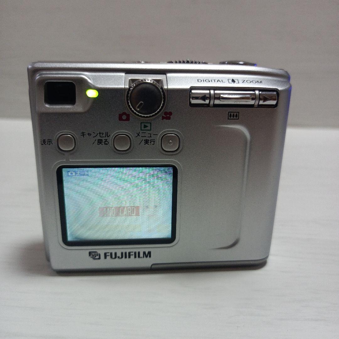 美品　動作品　FUJIFILM FinePix 40i デジタルカメラ