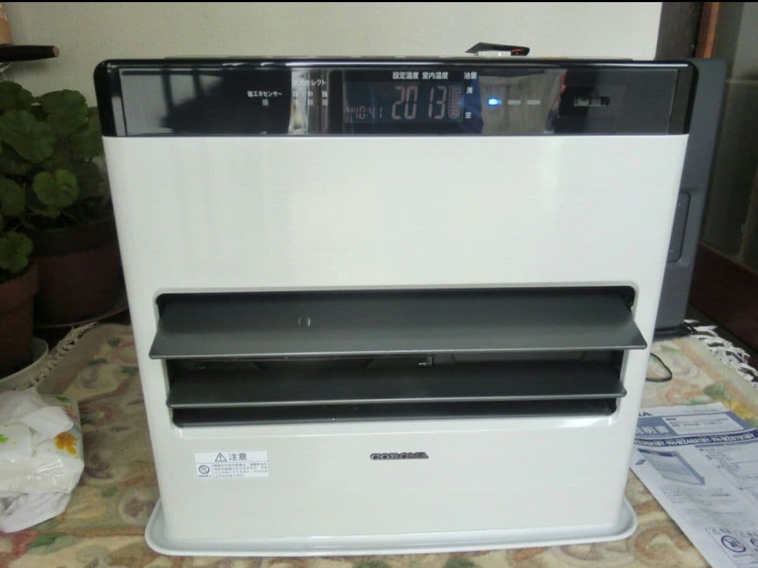 中古美品　2021年製　コロナ石油ファンヒーター FH-WZ5721BY