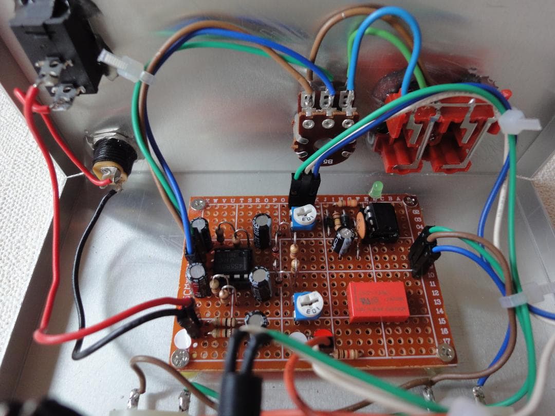 自作ステレオVUメーター199号機（YAMAHAピーク表示付）