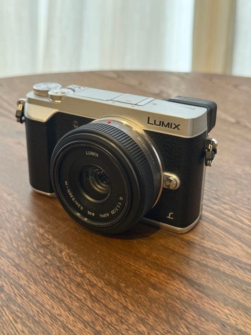 Panasonic LUMIX DMC-GX7MK2単焦点レンズ付き
