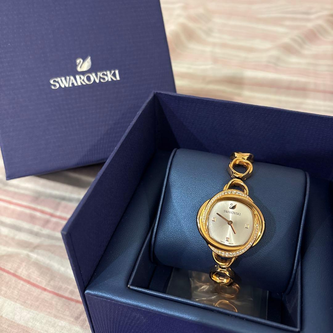 美品【SWAROVSKY】　クリスタルフラワーウォッチ