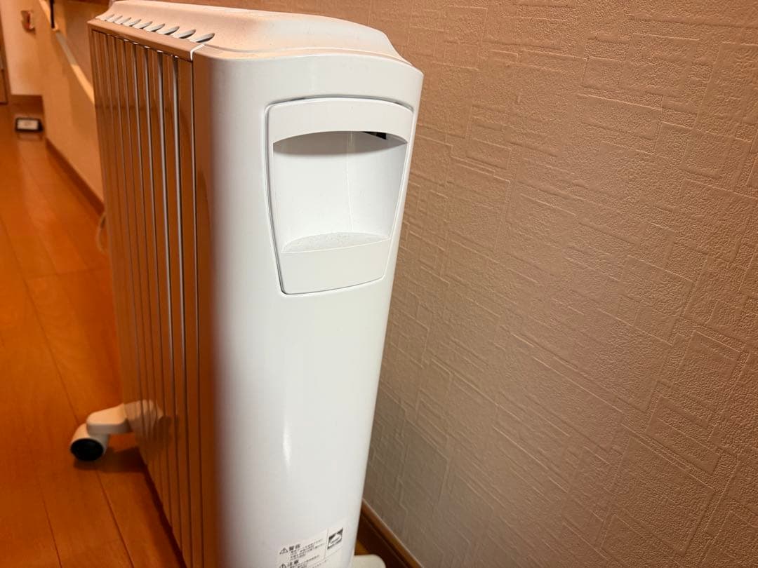 デロンギ オイルヒーター RHJ65L0915 ユニカルド　約5万円で購入