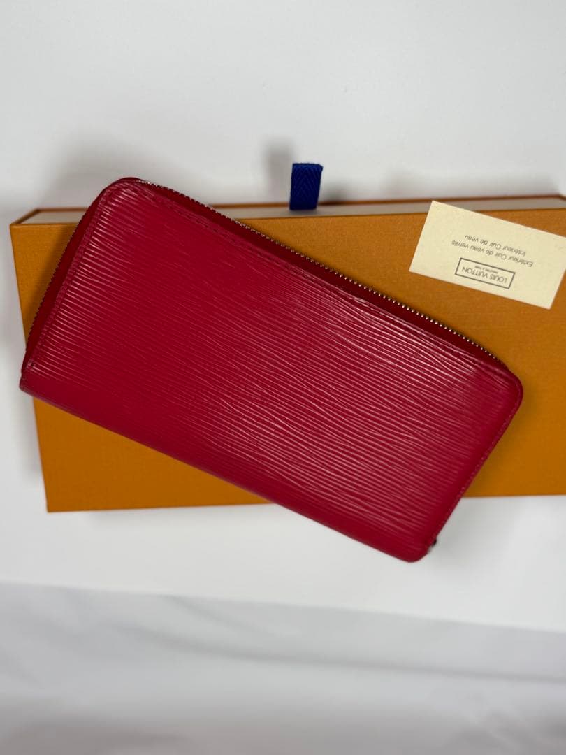 【極美品】ルイヴィトン エピ ジッピーウォレット 赤 レッド 長財布　正規品