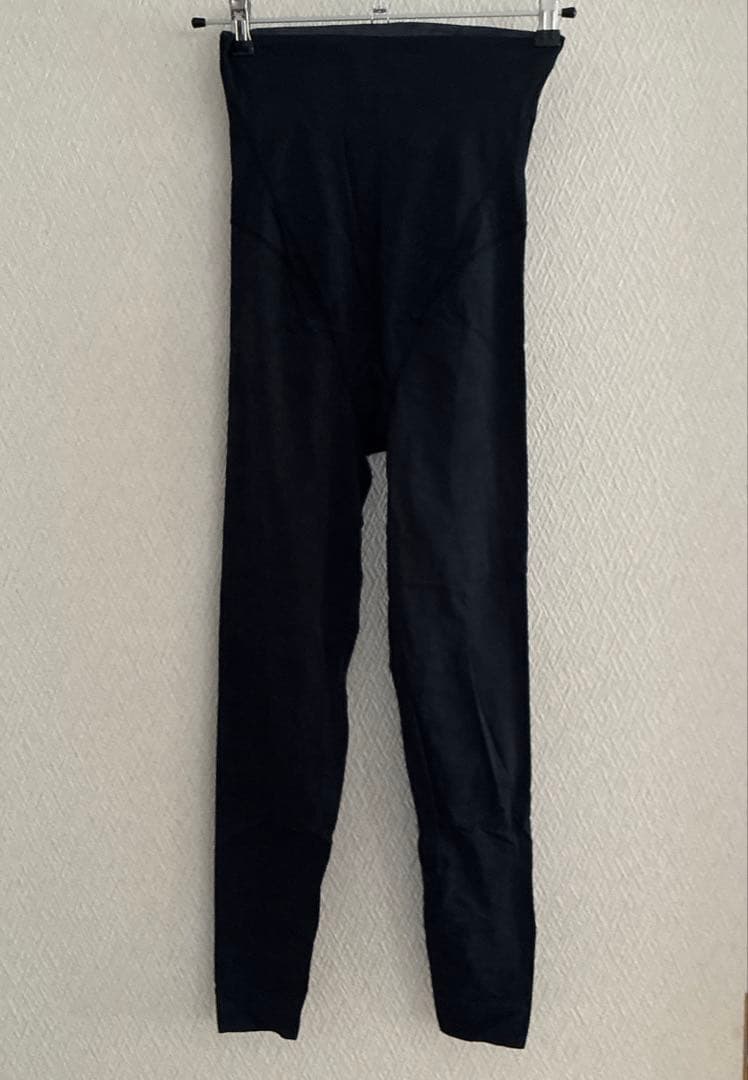 ホルミー　グラントイーワンズ　黒 レギンス レディース L